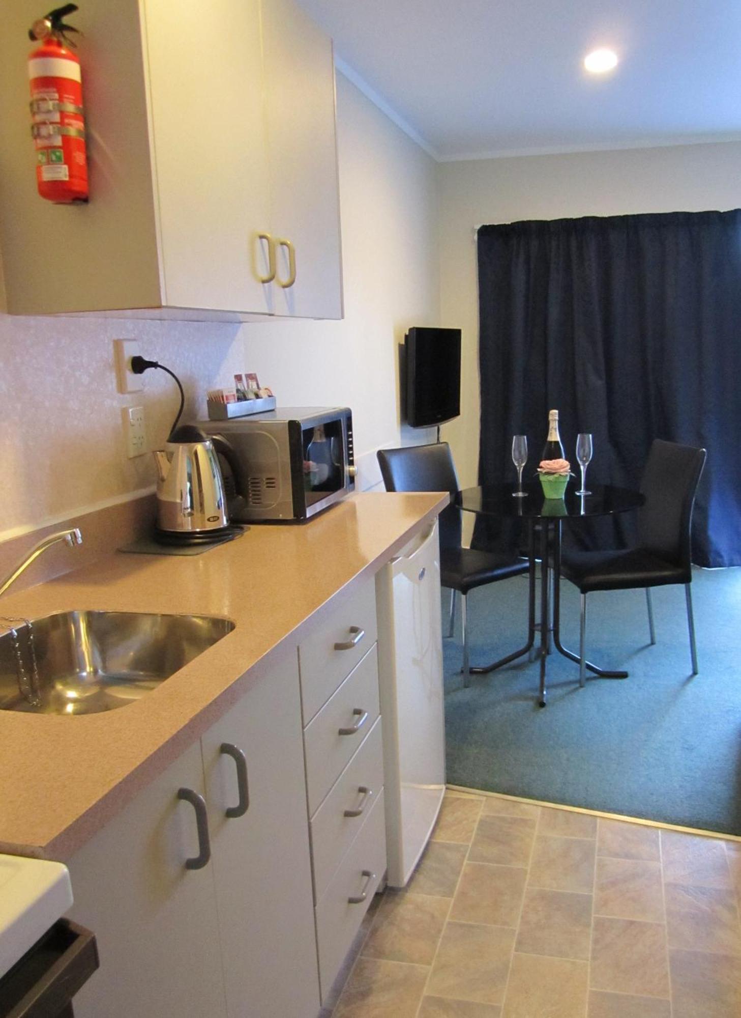 Camellia Court Motel ロワー・ハット 部屋 写真
