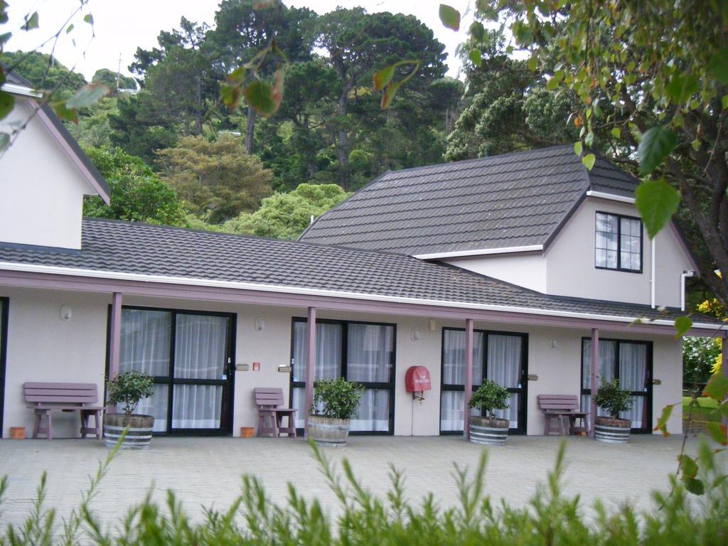 Camellia Court Motel ロワー・ハット エクステリア 写真