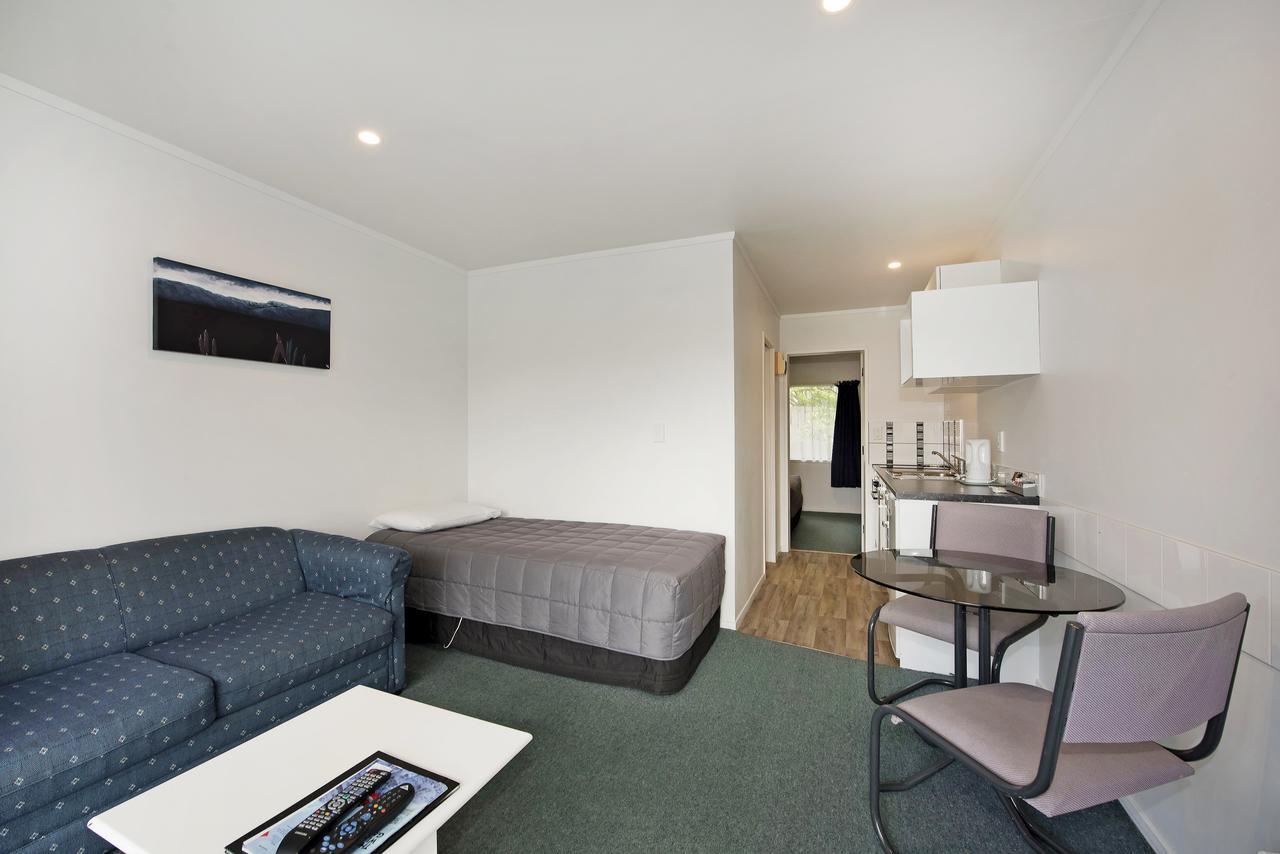 Camellia Court Motel ロワー・ハット エクステリア 写真
