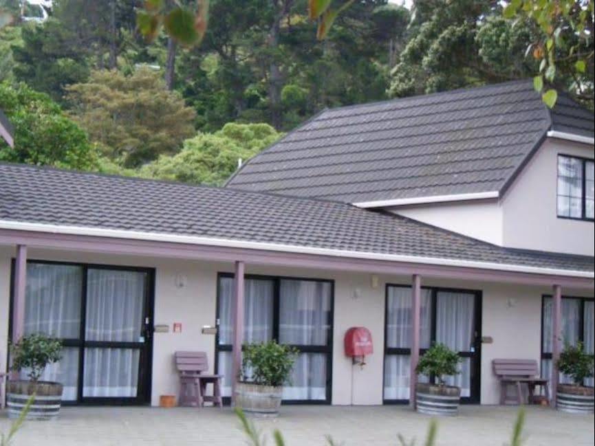 Camellia Court Motel ロワー・ハット エクステリア 写真